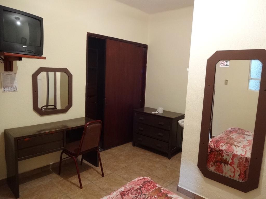 Hotel Del Centro 2*